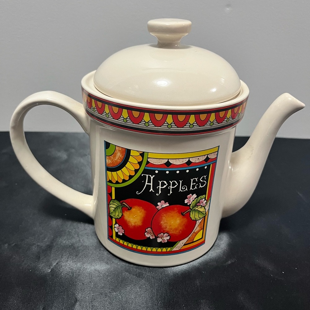 Colorful Apple Design Teapot
